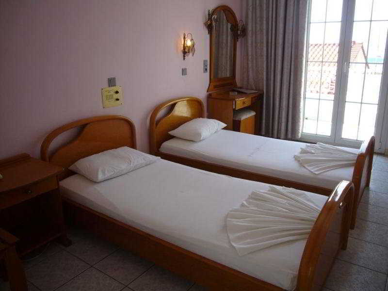 Samos Sun Hotell Pythagóreion Exteriör bild