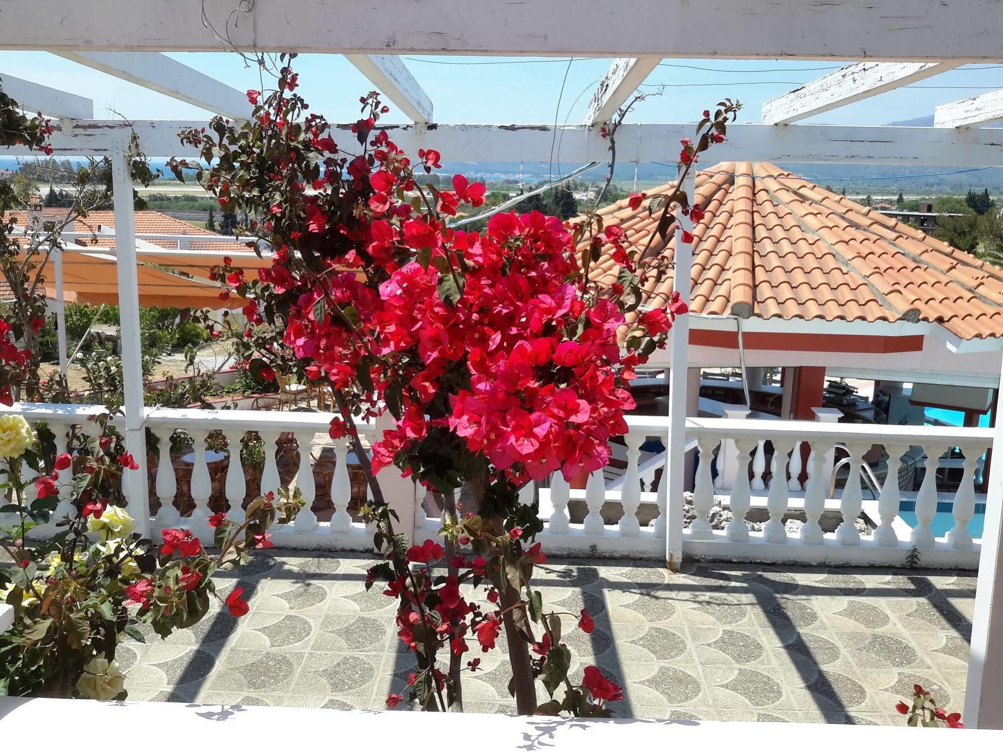 Samos Sun Hotell Pythagóreion Exteriör bild